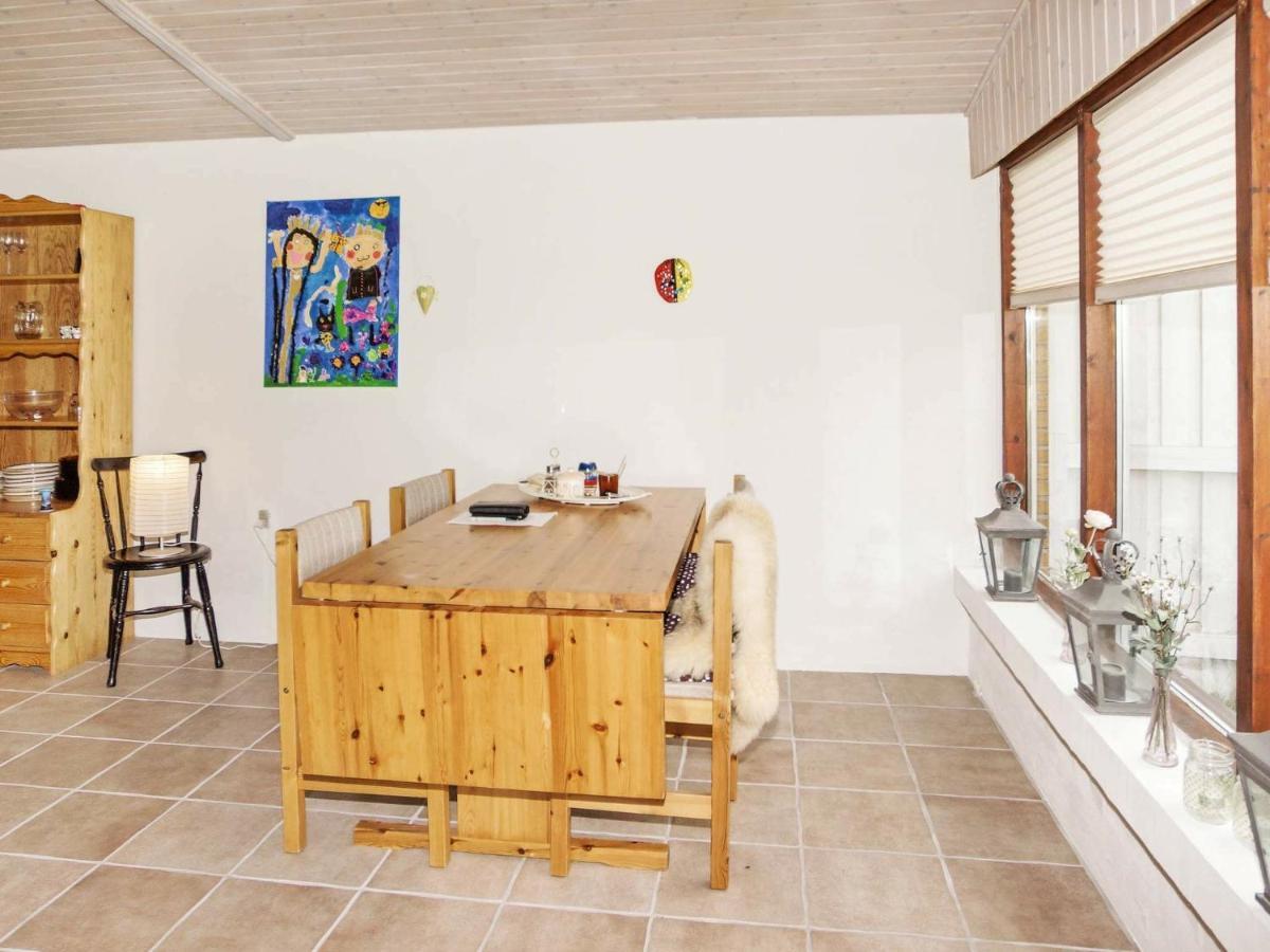 2 Person Holiday Home In Tarm Fjerbæk Exterior foto